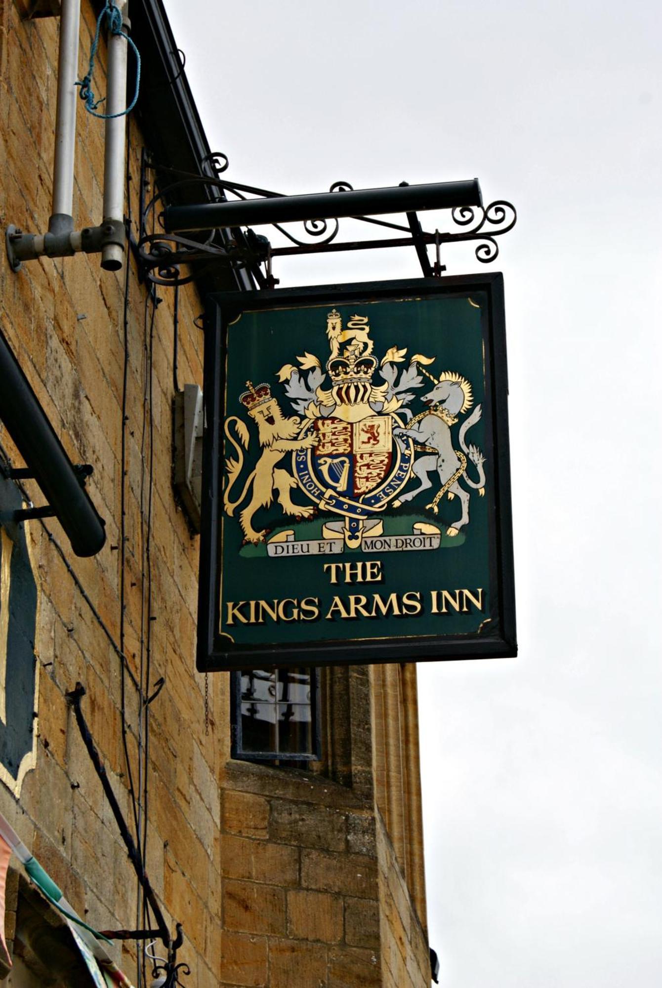 The Kings Arms Inn Montacute Exterior photo